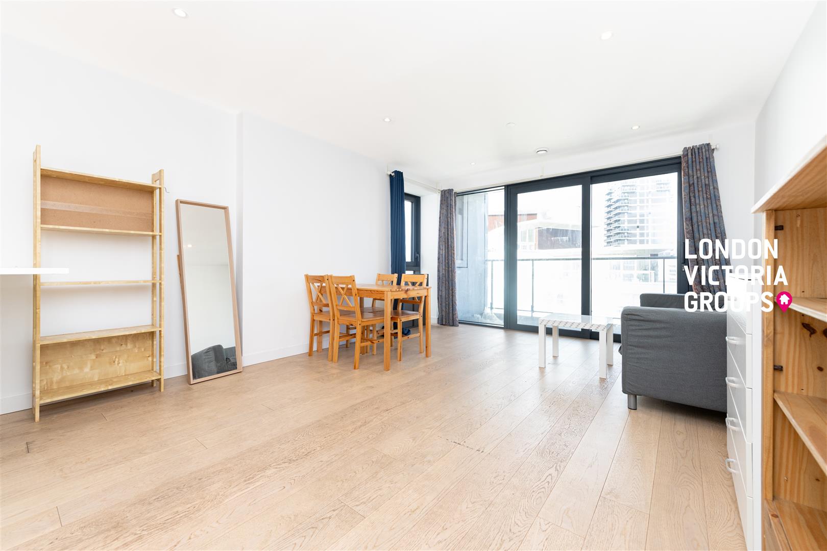 Horizons Tower, 1 Yabsley Street, London
